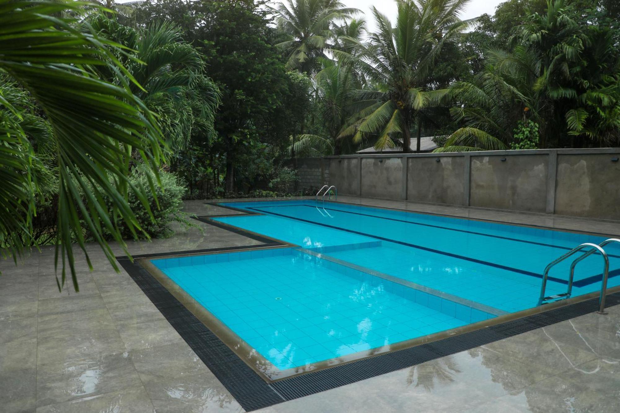 Athkandura Hotel Habarana Bagian luar foto