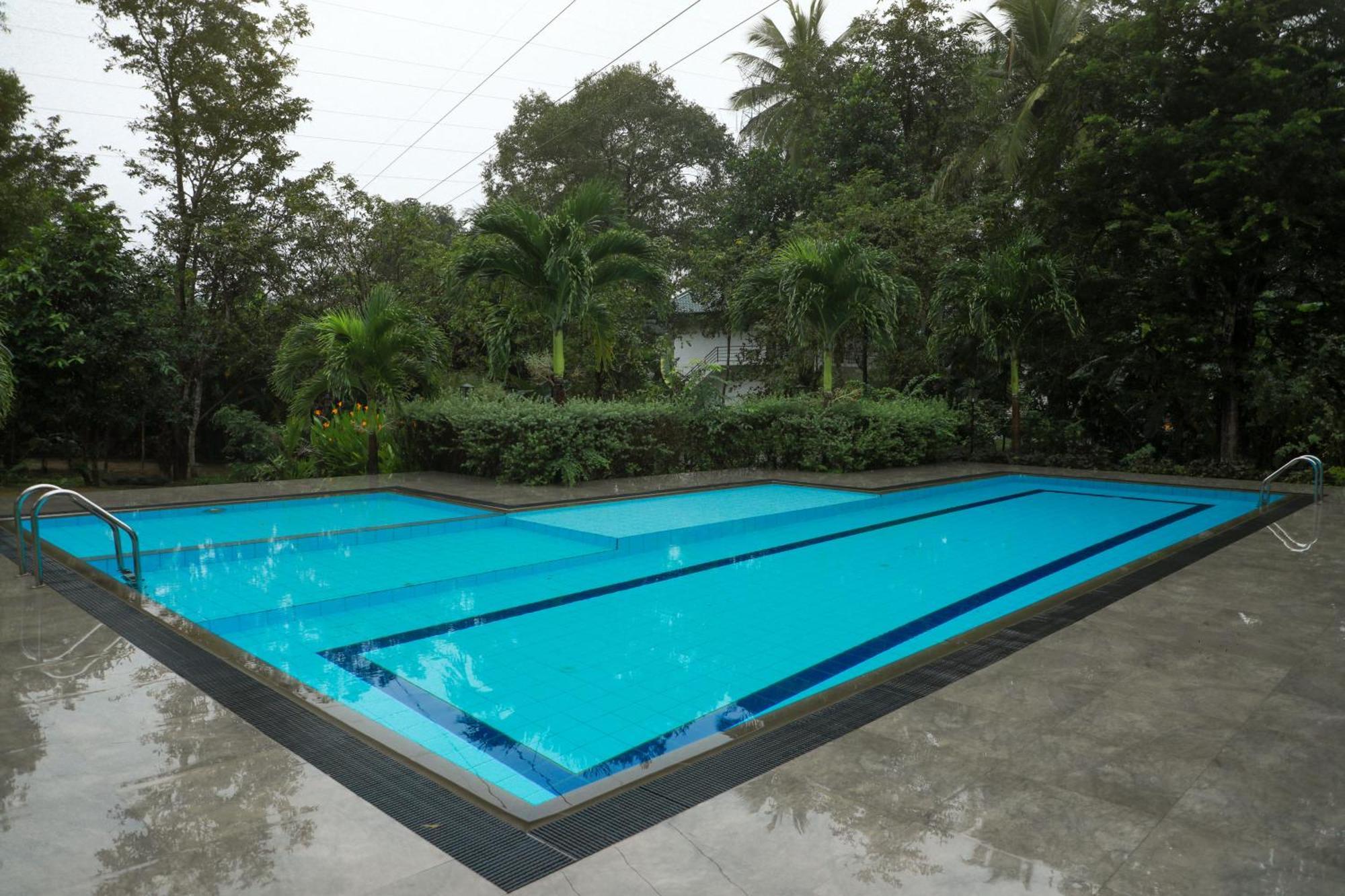 Athkandura Hotel Habarana Bagian luar foto